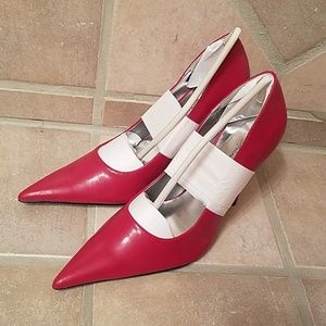 Red Pumps